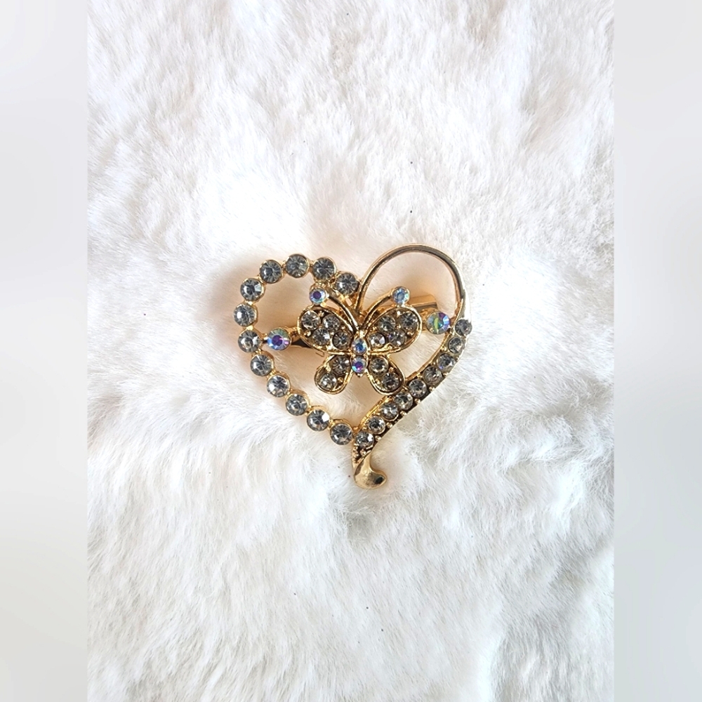 🔥FASHIONABLE BROOCH🔥